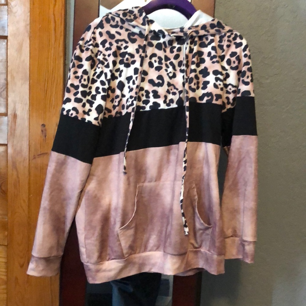 Cheetah hooded sweatshirt